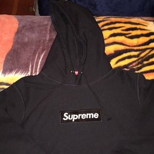 Supreme Bogo sweatshirt